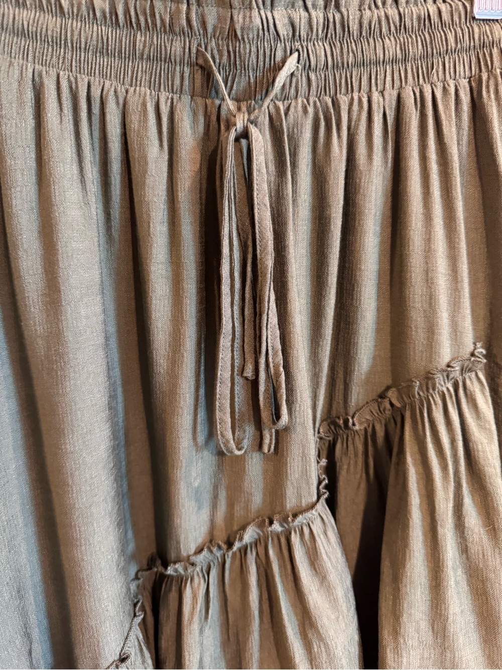 Scarlett Darkness Olive Green Renaissance Maxi Skirt with Drawstring Waist - Picture 3 of 11